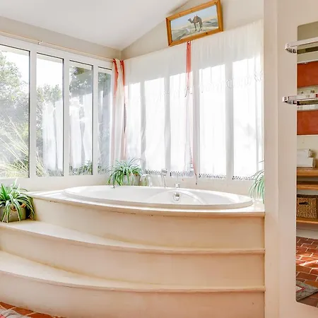 Nyaraló Superbe Maison Avec Piscine Aux Portes-en-re