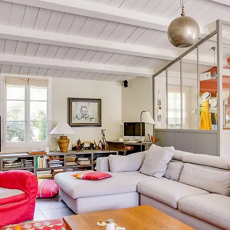 Superbe Maison Avec Piscine Aux Portes-en-re Nyaraló Les Portes-en-Ré
